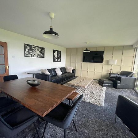 3 Bedroom Apartment With Golf Course View Newcastle upon Tyne Eksteriør bilde