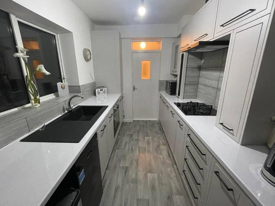 3 Bedroom Apartment With Golf Course View Newcastle upon Tyne Eksteriør bilde