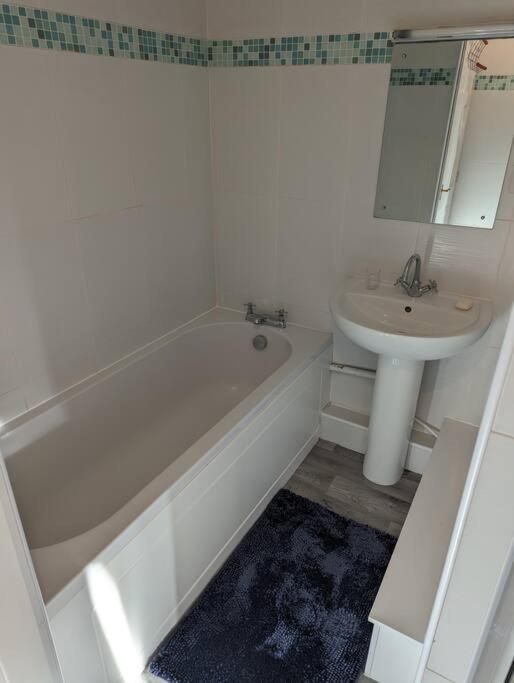 3 Bedroom Apartment With Golf Course View Newcastle upon Tyne Eksteriør bilde